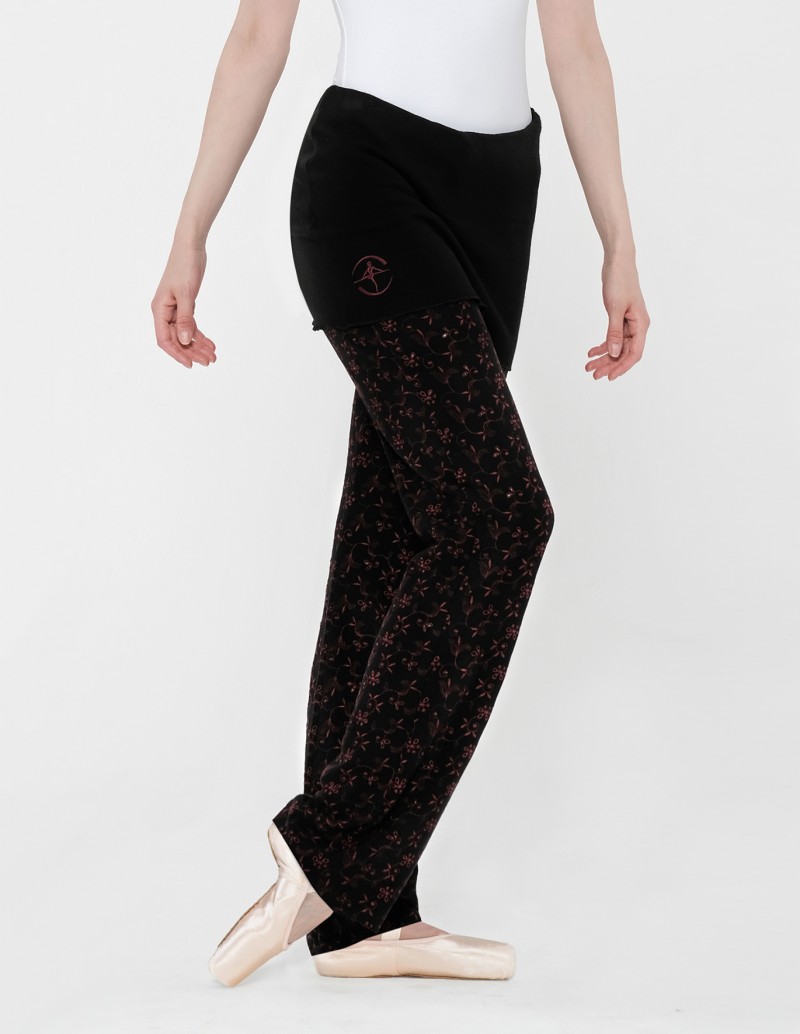 wear moi skada embroidered flower warm up pants