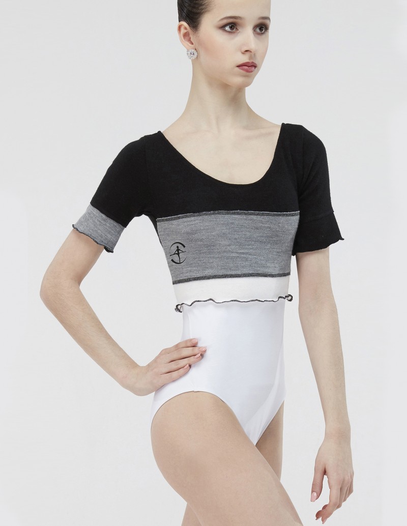 wear moi tulipe patchwork knitted acrylic crop top